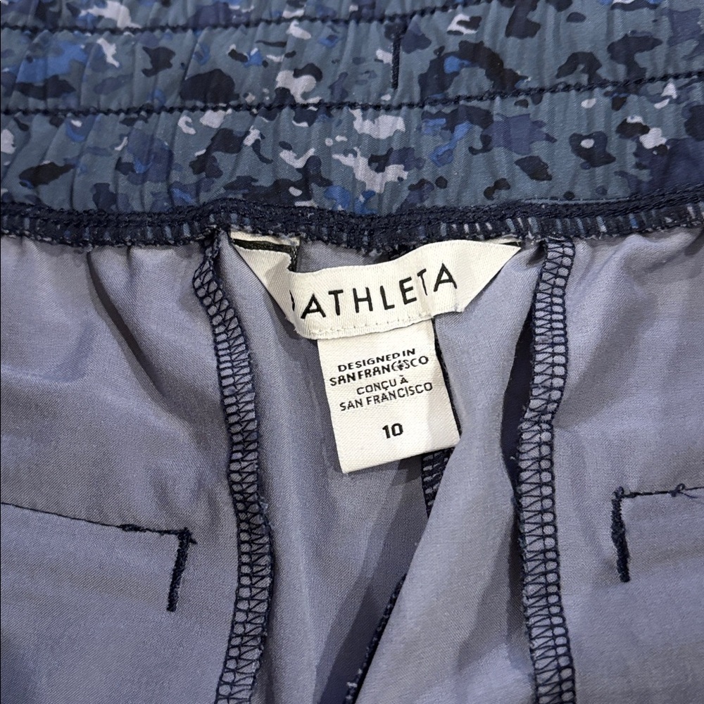 Athleta Avenue Wide Leg Crop Pants Blue Elastic Waist 10  Pockets! Athleisure - Picture 4 of 7
